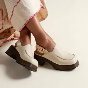 Charlotte Stone Carlos Clogs in White with Gold Hardware, Size 11